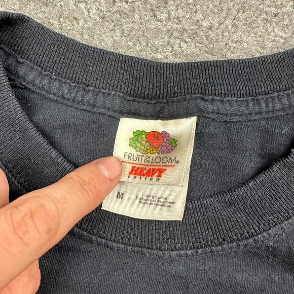 The Walking Dead "Don't Git Bit" Graphic Tee Shirt Size Medium Y2K Vintage 2000s - Picture 3 of 5